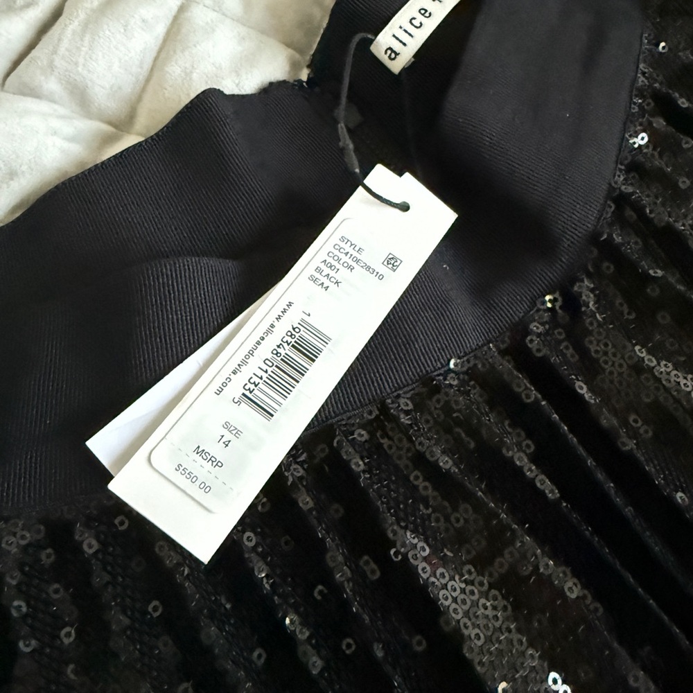 Alice + Olivia Ivey  Black pleated Sequin maxi Skirt sz14  new